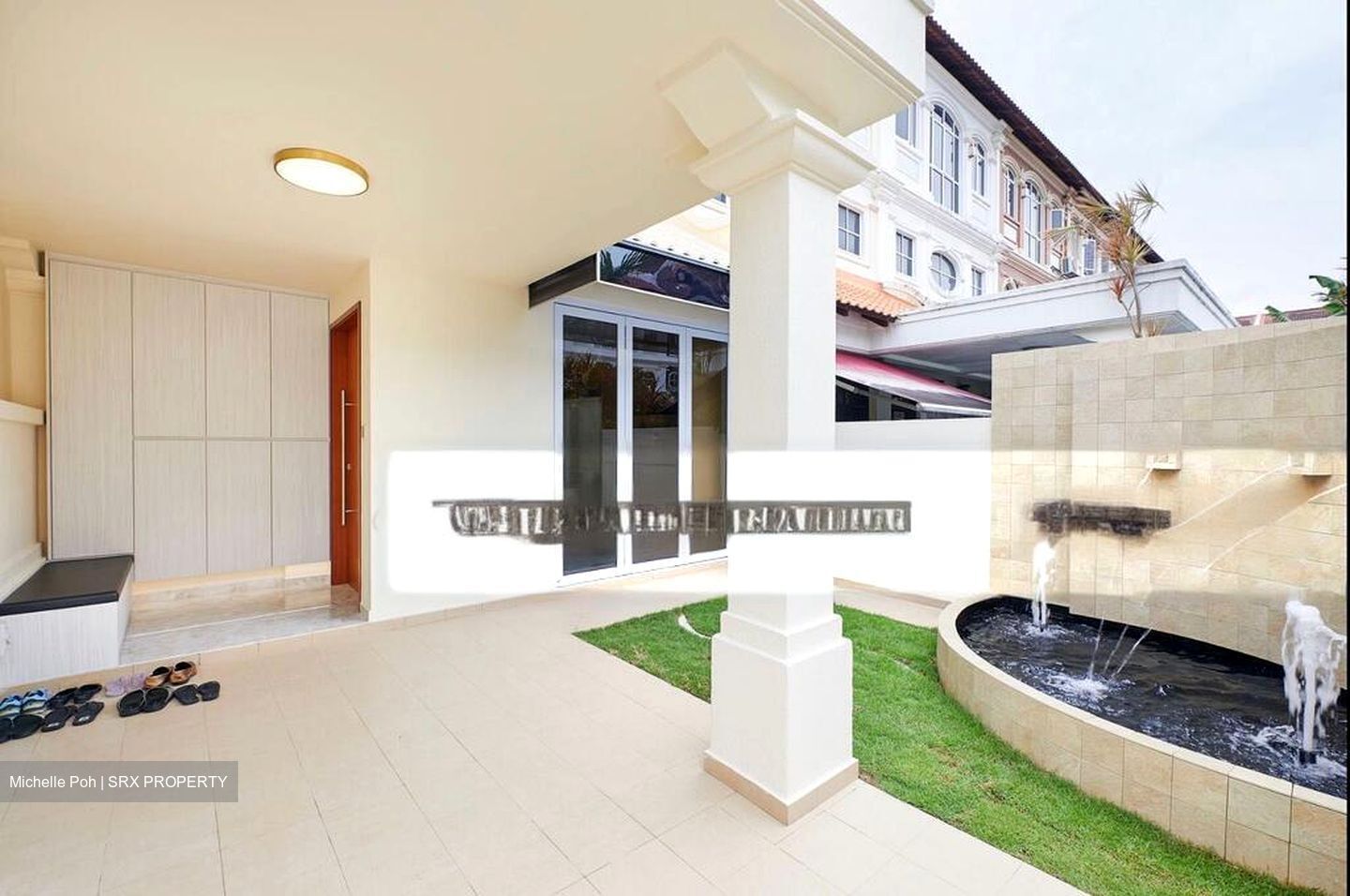 Flora Road (D17), Terrace #501883051